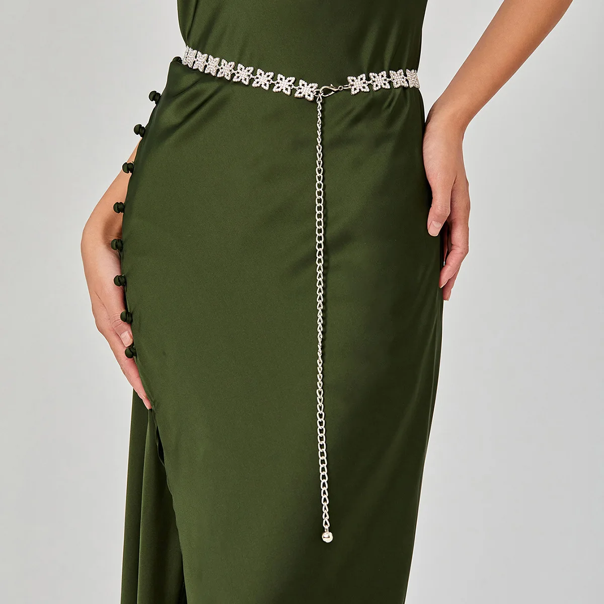 New Rhinestone Waist Chain Metal Accessories Belt Ins with Skirt Dress Waist Chain Decorative Thin Belt Tide Belt for Women
New Rhinestone Waist Chain Metal Accessories Belt Ins with Skirt Dress Waist Chain Decorative Thin Belt Tide Belt for Women