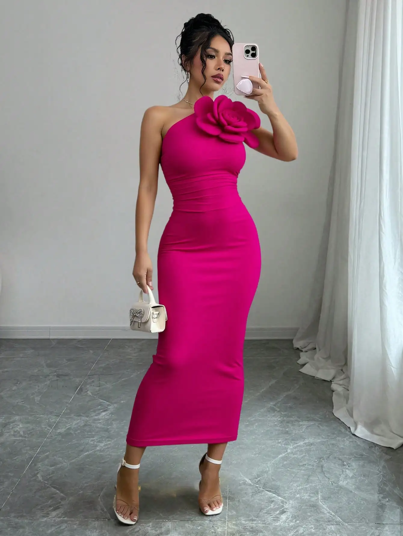Fuchsia One-Shoulder Ruched Bodycon Dress with 3D Flower Applique
Fuchsia One-Shoulder Ruched Bodycon Dress with 3D Flower Applique
