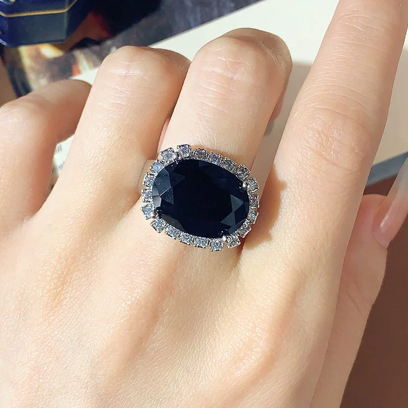 Vintage Female Cubic Zirconia Big Black Stone Ring Boho Oval 925 Sterling Silver Ring Wedding Bands Jewelry for Women Gift
Vintage Female Cubic Zirconia Big Black Stone Ring Boho Oval 925 Sterling Silver Ring Wedding Bands Jewelry for Women Gift