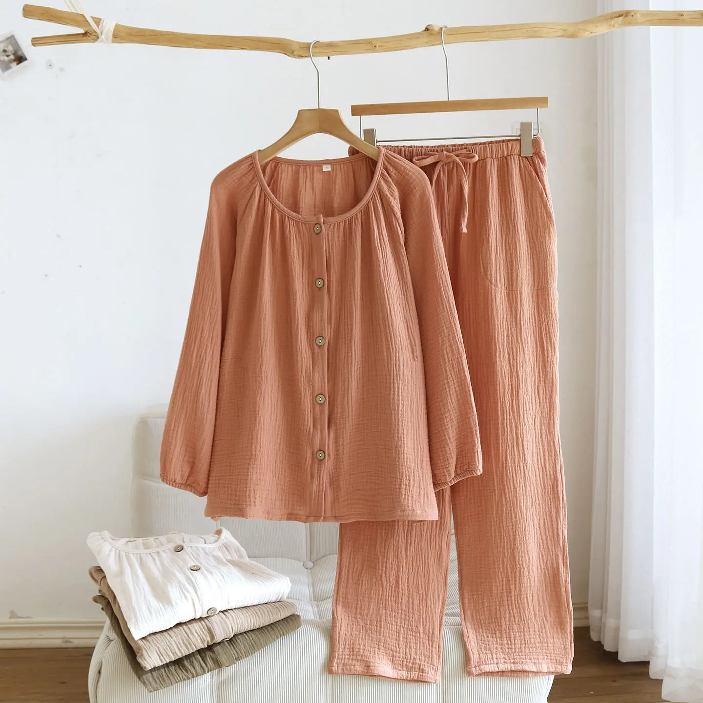 Сплошной цвет, кардиган с круглым вырезом, топы с длинными рукавами и длинные брюки, женская домашняя одежда из 2 предметов, пижамный комплект на весну
Сплошной цвет, кардиган с круглым вырезом, топы с длинными рукавами и длинные брюки, женская домашняя одежда из 2 предметов, пижамный комплект на весну