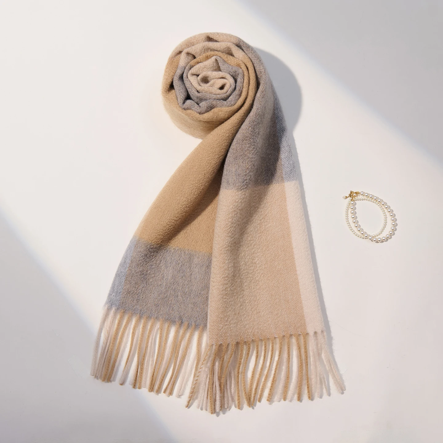 Super Soft Luxurious Classic 100% cashmere Scarf Women Winter Warmer Shawls and Wraps Echarpe Pashmina Ladies Plaid Scarves
Super Soft Luxurious Classic 100% cashmere Scarf Women Winter Warmer Shawls and Wraps Echarpe Pashmina Ladies Plaid Scarves