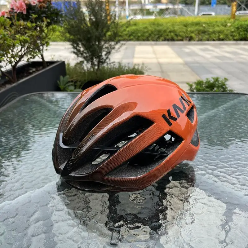 New high-end version pneumatic road bike helmet mountain bike helmet
New high-end version pneumatic road bike helmet mountain bike helmet