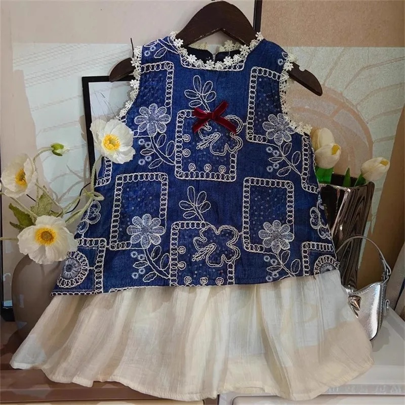 TOY-2025Summer New Girls' Fashion Retro Color-Block Heavy Sequin Embroidered Denim Sleeveless Dress
TOY-2025Summer New Girls' Fashion Retro Color-Block Heavy Sequin Embroidered Denim Sleeveless Dress