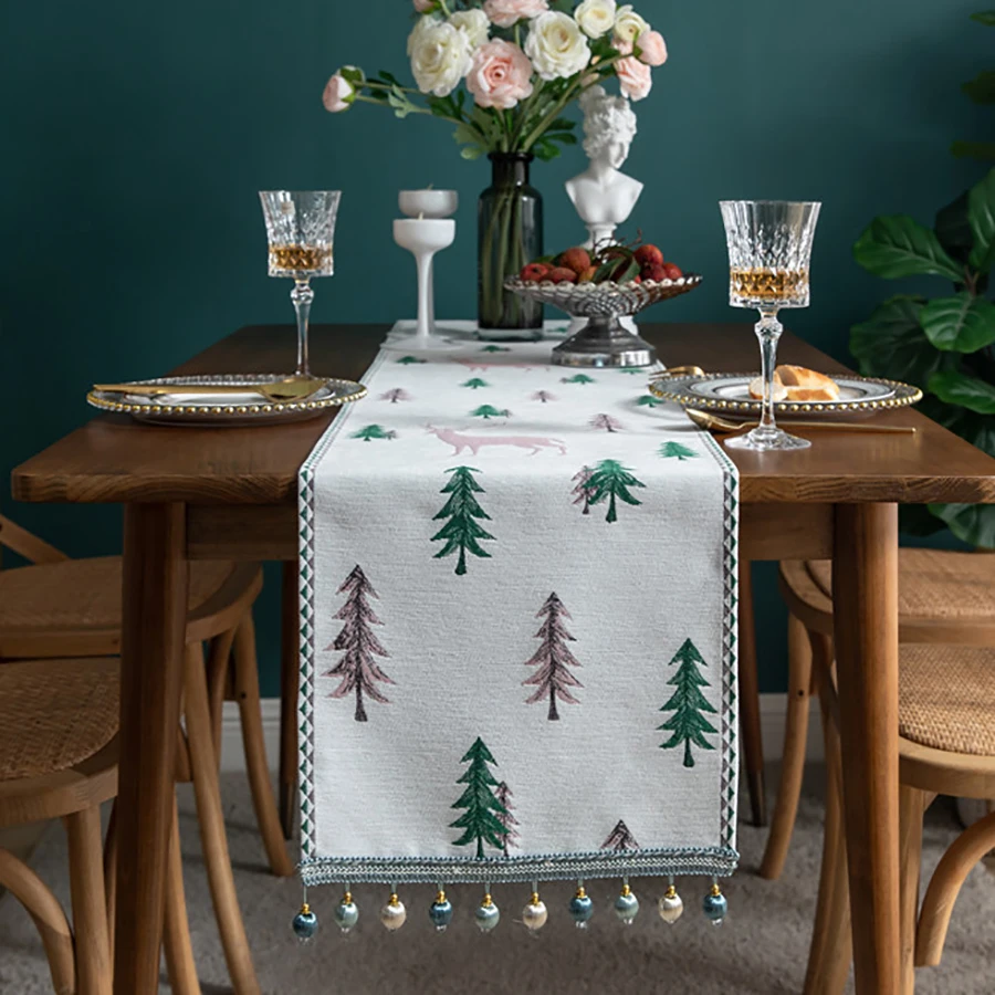 New Christmas Jacquard Table Runner Festival Embroidered Tassel Table Flag Festival Home Dining Room Atmosphere Table Decoration
New Christmas Jacquard Table Runner Festival Embroidered Tassel Table Flag Festival Home Dining Room Atmosphere Table Decoration