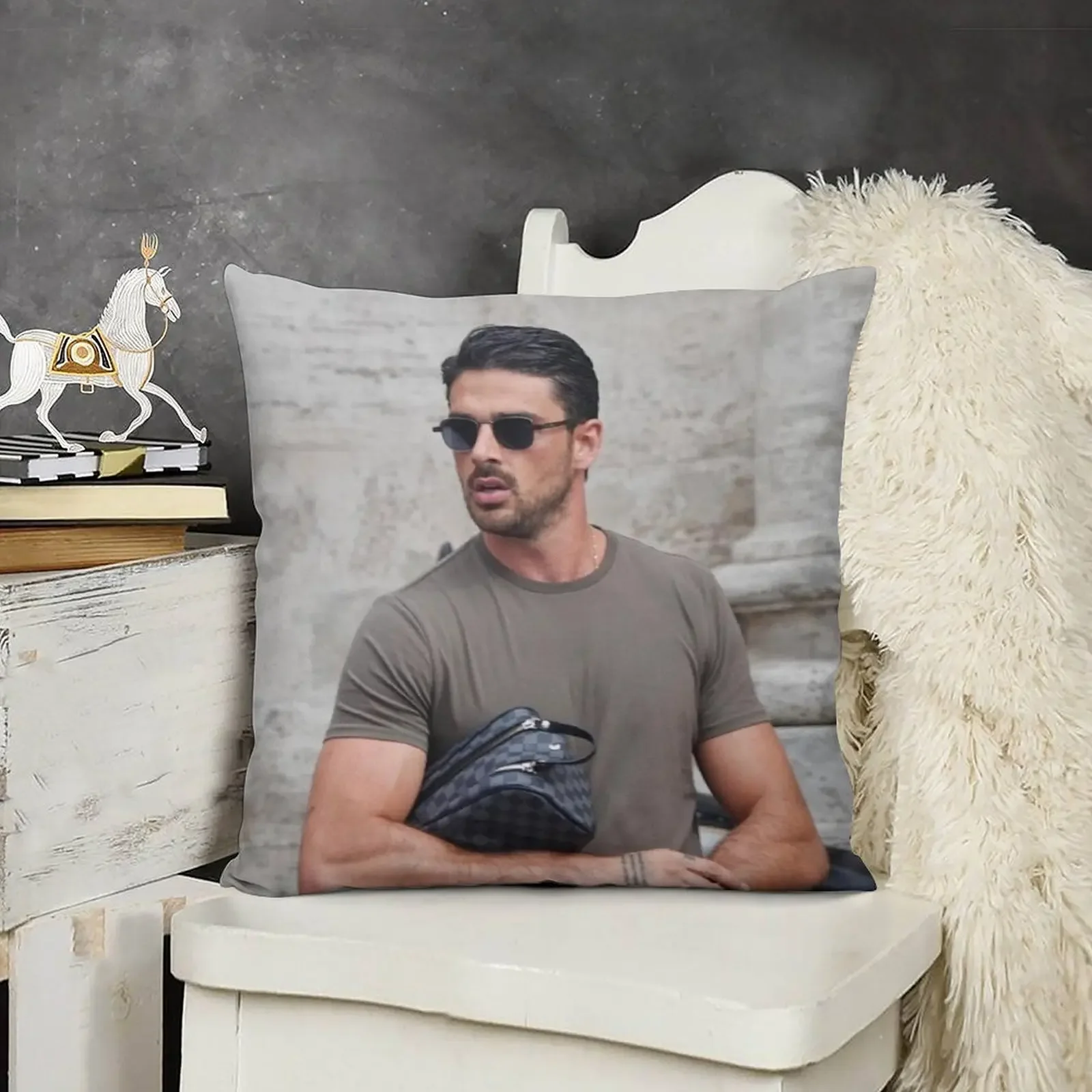 Michele Morrone Throw Pillow ornamental pillows for living room Cushions Cover pillow
Michele Morrone Throw Pillow ornamental pillows for living room Cushions Cover pillow
