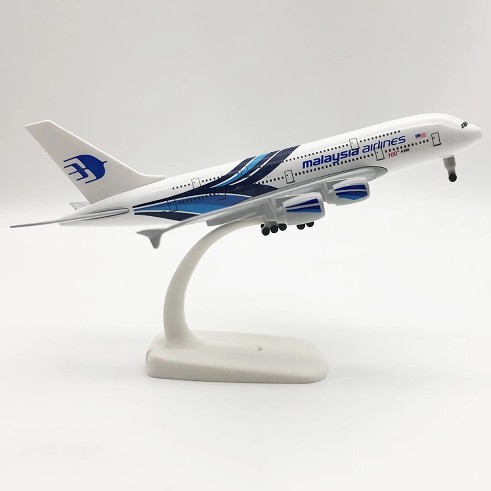 18cm Aircraft Airbus A380 Malaysia Airlines Alloy Plane Model Toy Children Kids Gift for Collection Decoration
18cm Aircraft Airbus A380 Malaysia Airlines Alloy Plane Model Toy Children Kids Gift for Collection Decoration