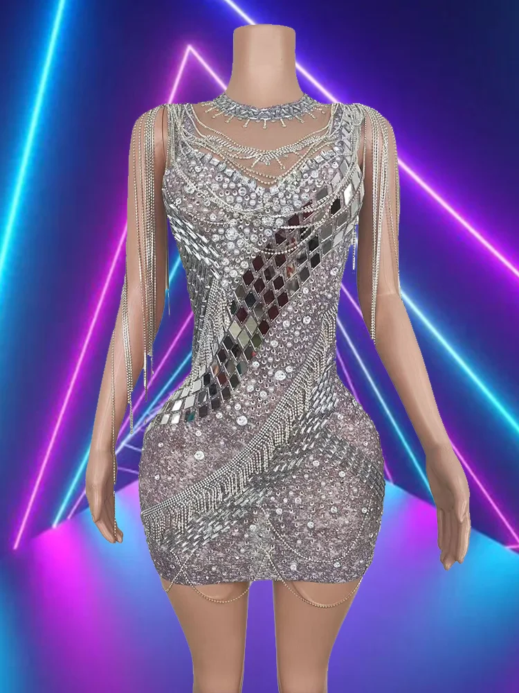 Metal Silver Rhinestone Chain Fringe Mirror See Through Mesh Bar Nightclub Drag Queen Rave Outfit Line Gogo Stage Wear Sexy Dj
Metal Silver Rhinestone Chain Fringe Mirror See Through Mesh Bar Nightclub Drag Queen Rave Outfit Line Gogo Stage Wear Sexy Dj
