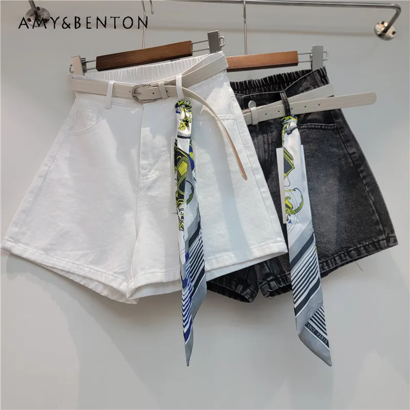 Elegant Solid Color Shorts Women's 2026 New Summer High Waist Wide Leg Loose Casual Slim All-match White Short Pants For Girls
Elegant Solid Color Shorts Women's 2026 New Summer High Waist Wide Leg Loose Casual Slim All-match White Short Pants For Girls