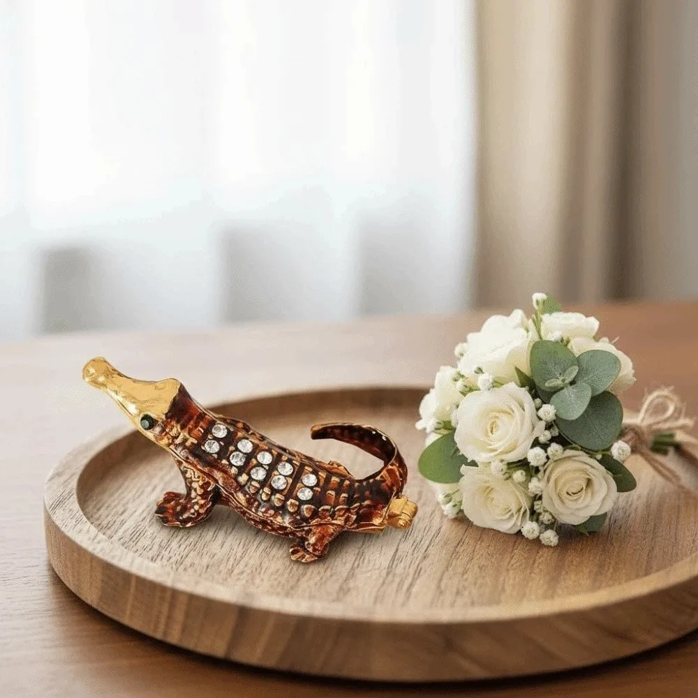 Jewelry Box Magnetic Crocodile Mini Organizer Alloy Anti-lost Enamel Jewelry Box Ornament Rhinestone Ring Display Case Women
Jewelry Box Magnetic Crocodile Mini Organizer Alloy Anti-lost Enamel Jewelry Box Ornament Rhinestone Ring Display Case Women