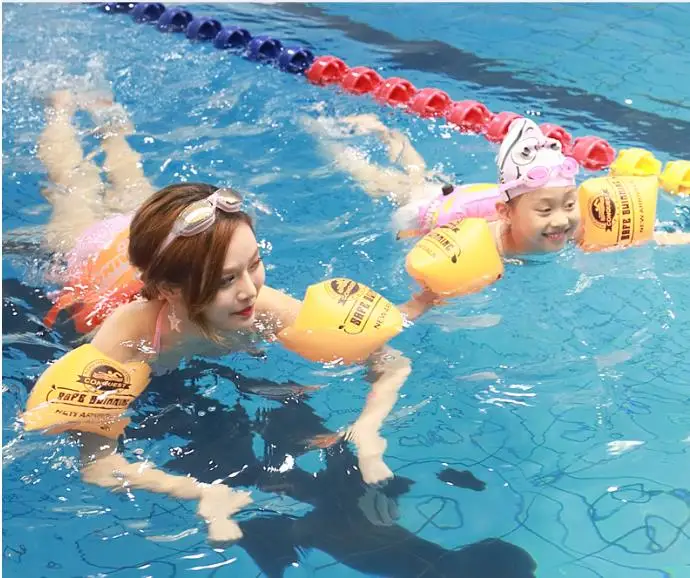 Water Hand Sleeves Armband Pool Rafts Inflatable Airbag Safety Play Water Fun PVC Inflate Floating Adult Children Summer Swim
Water Hand Sleeves Armband Pool Rafts Inflatable Airbag Safety Play Water Fun PVC Inflate Floating Adult Children Summer Swim