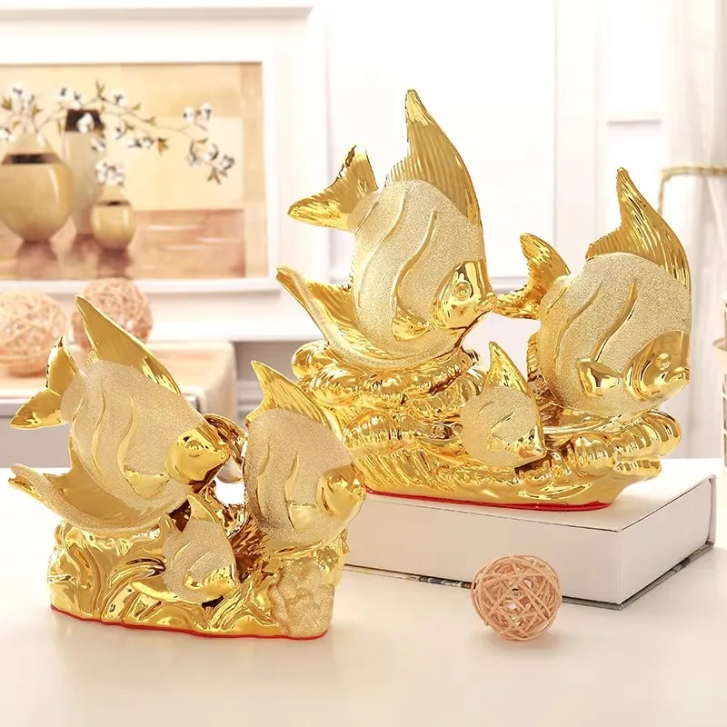 European Wedding Decor Crafts Ceramic Creative Room Decoration Handicraft Gold Fish Porcelain Figurines Decorations
European Wedding Decor Crafts Ceramic Creative Room Decoration Handicraft Gold Fish Porcelain Figurines Decorations