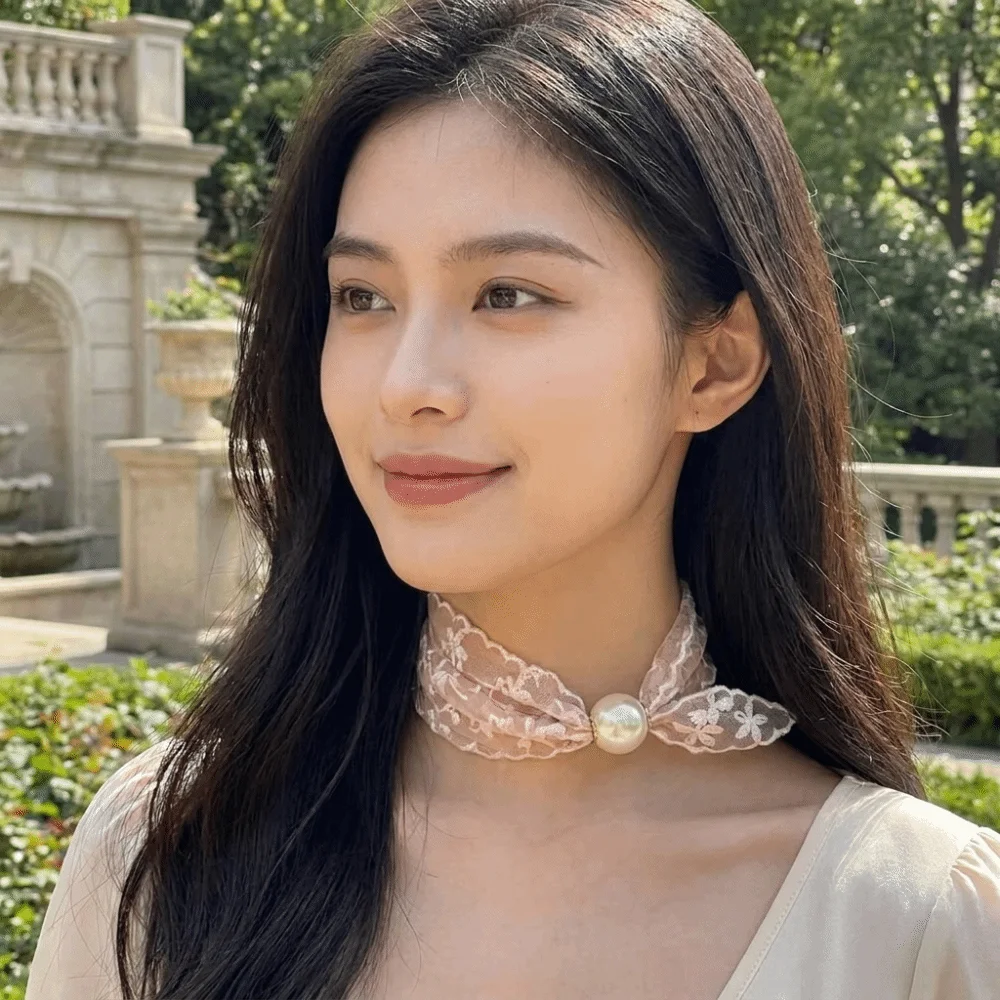 Snap Closure Magnetic Buckle Lazy Scarf Elegant Adjustable Pearl Lace Neck Scarf Collarbone Chain Versatile Shirt Collar Scarf
Snap Closure Magnetic Buckle Lazy Scarf Elegant Adjustable Pearl Lace Neck Scarf Collarbone Chain Versatile Shirt Collar Scarf