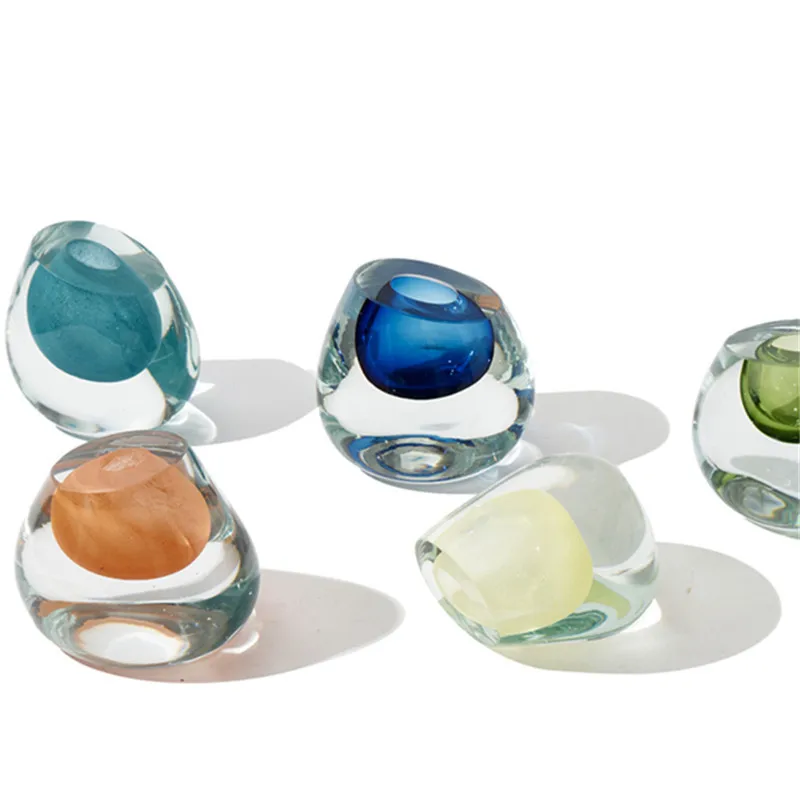 Oblique colored glass heavy mini glass vase home desktop hydroponics single small mouth vase
Oblique colored glass heavy mini glass vase home desktop hydroponics single small mouth vase