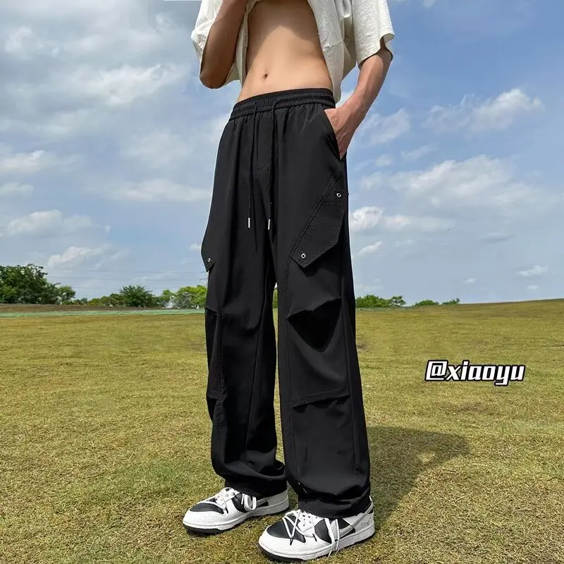 Men Cargo Pants Straight Tube Loose Fitting Wide Leg Workwear Trousers Vibe Style Black Wide Joggers for Men Streetwear y2k pant
Men Cargo Pants Straight Tube Loose Fitting Wide Leg Workwear Trousers Vibe Style Black Wide Joggers for Men Streetwear y2k pant