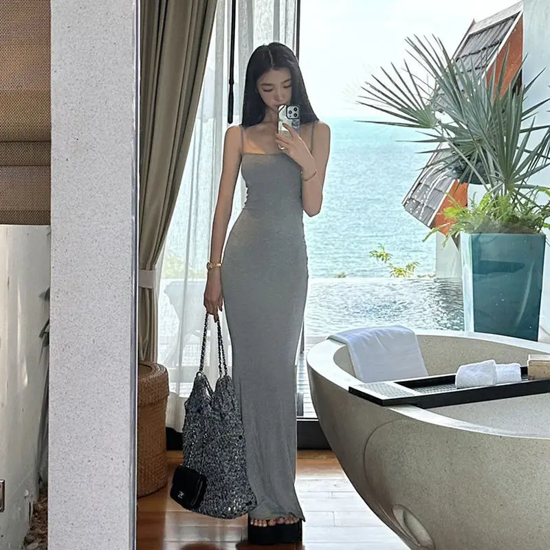 Women'S One-Piece Collar Camisole Backless Pure Desire Style Slim Fit Waist Mid Length Dress
Women'S One-Piece Collar Camisole Backless Pure Desire Style Slim Fit Waist Mid Length Dress
