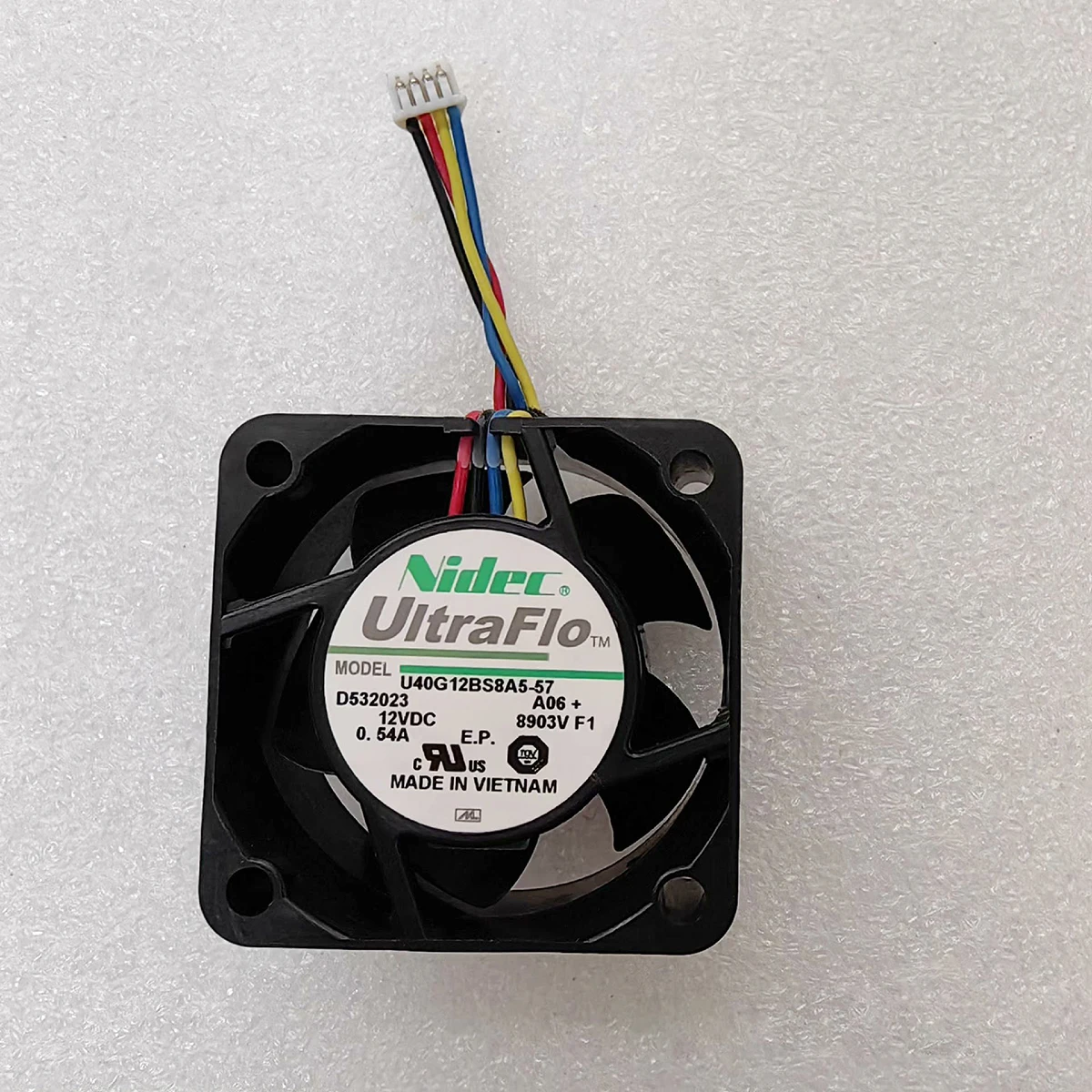 Оригинальный NIDEC U40G12BS8A5-57 12 В 0,54 А 4020 интеллектуальный контроль температуры 4-проводной охлаждающий вентилятор
Оригинальный NIDEC U40G12BS8A5-57 12 В 0,54 А 4020 интеллектуальный контроль температуры 4-проводной охлаждающий вентилятор