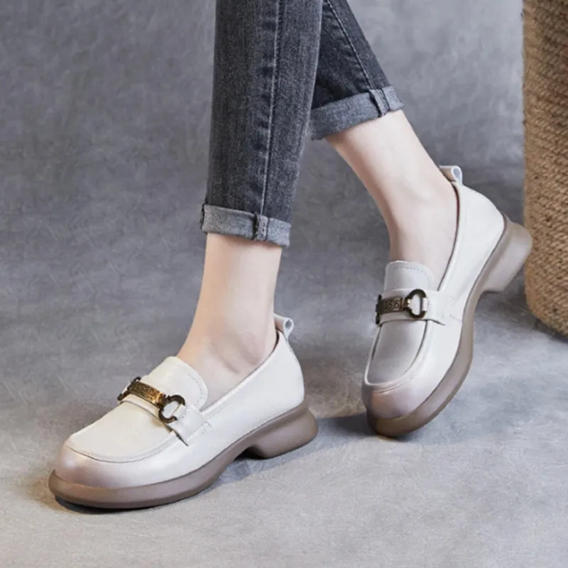Casual sports leather shoes sexy round toe pullover foot cowhide casual flats women's spring and summer
Casual sports leather shoes sexy round toe pullover foot cowhide casual flats women's spring and summer