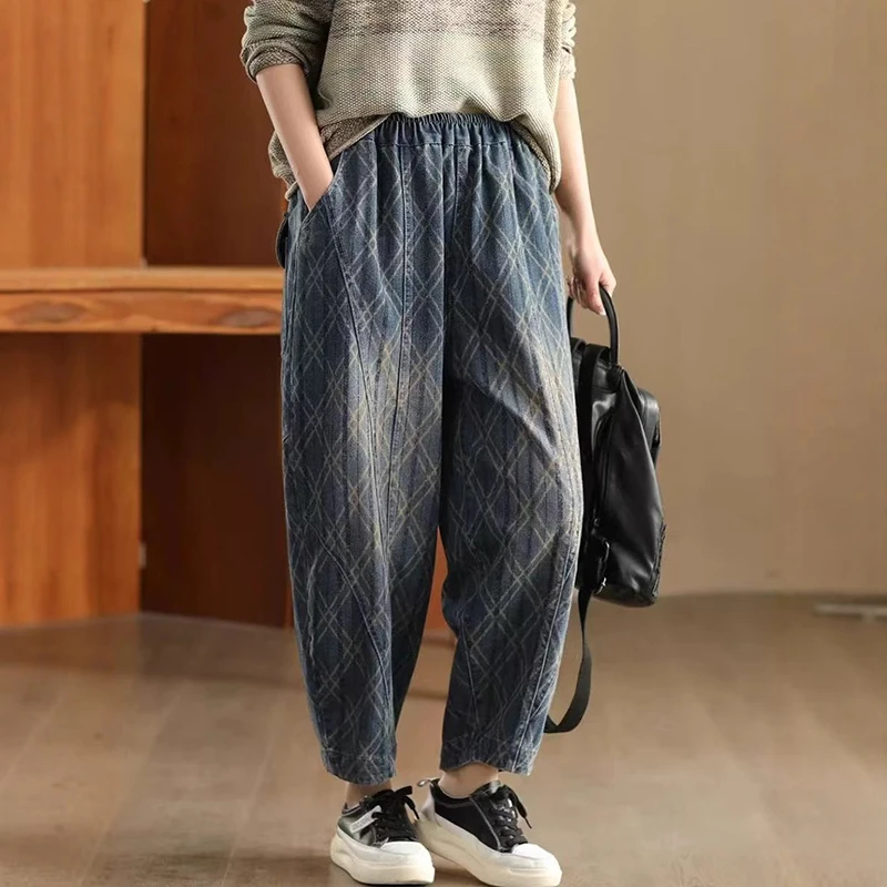 Women Casual Boyfriend Jeans New Arrival 2025 Spring Vintage Style Plaid Pattern Loose Female Cotton Denim Harem Pants M534
Women Casual Boyfriend Jeans New Arrival 2025 Spring Vintage Style Plaid Pattern Loose Female Cotton Denim Harem Pants M534