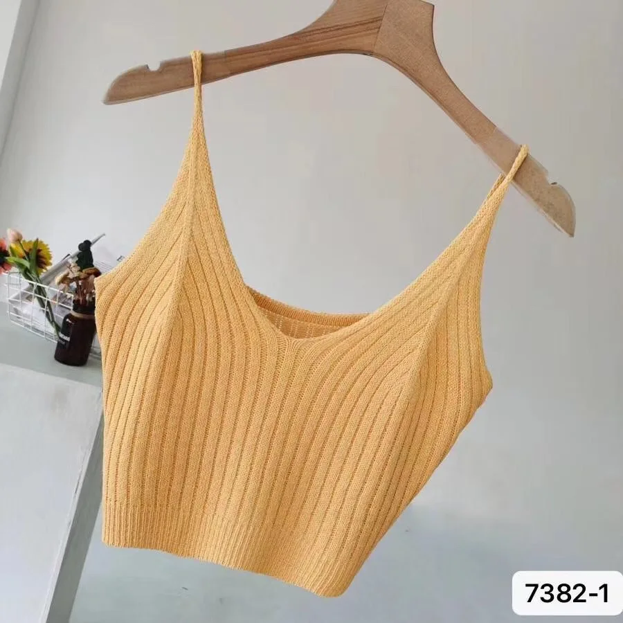 woman Sexy collar vests knitted camisole vest for women summer design niche slim fit waist cinching short base top camisoles
woman Sexy collar vests knitted camisole vest for women summer design niche slim fit waist cinching short base top camisoles
