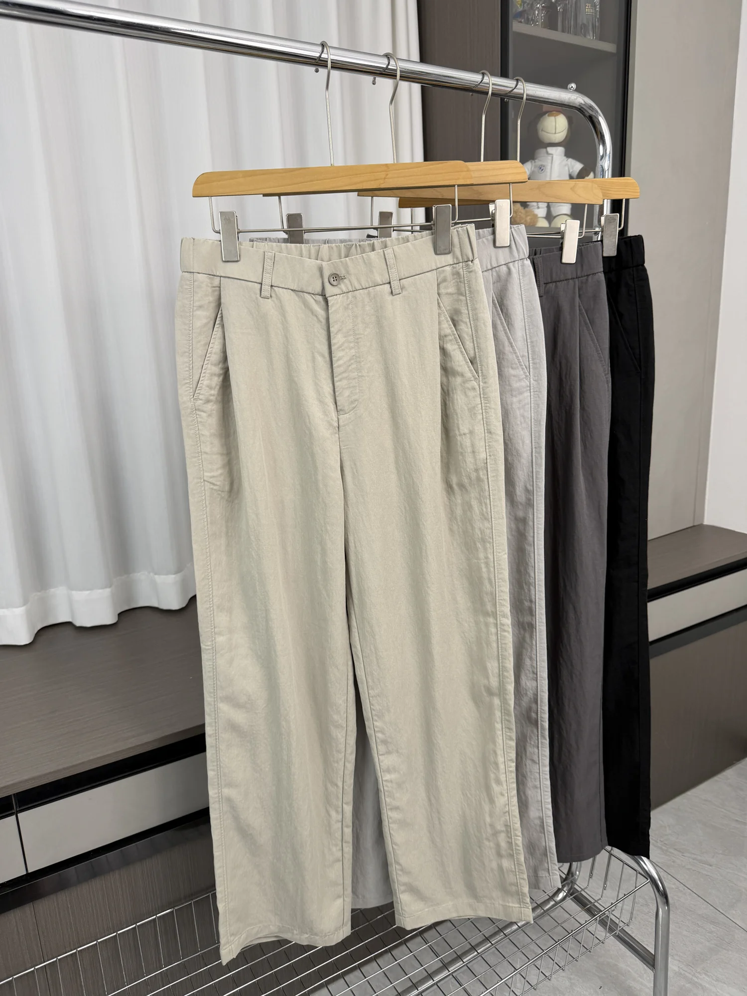 Comfortable Breathable Men's Casual Straight Leg Linen Pants Mixed Fibers Spring Summer Fashionable Straight Cut Leisure Trou...
Comfortable Breathable Men's Casual Straight Leg Linen Pants Mixed Fibers Spring Summer Fashionable Straight Cut Leisure Trou...