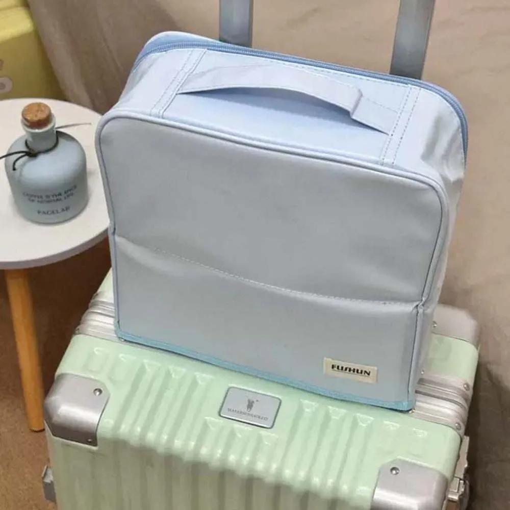 PU Standable Vertical Makeup Bag Large Capacity Anti-splash Water Travel Toiletry Bag Polyester Solid Color
PU Standable Vertical Makeup Bag Large Capacity Anti-splash Water Travel Toiletry Bag Polyester Solid Color