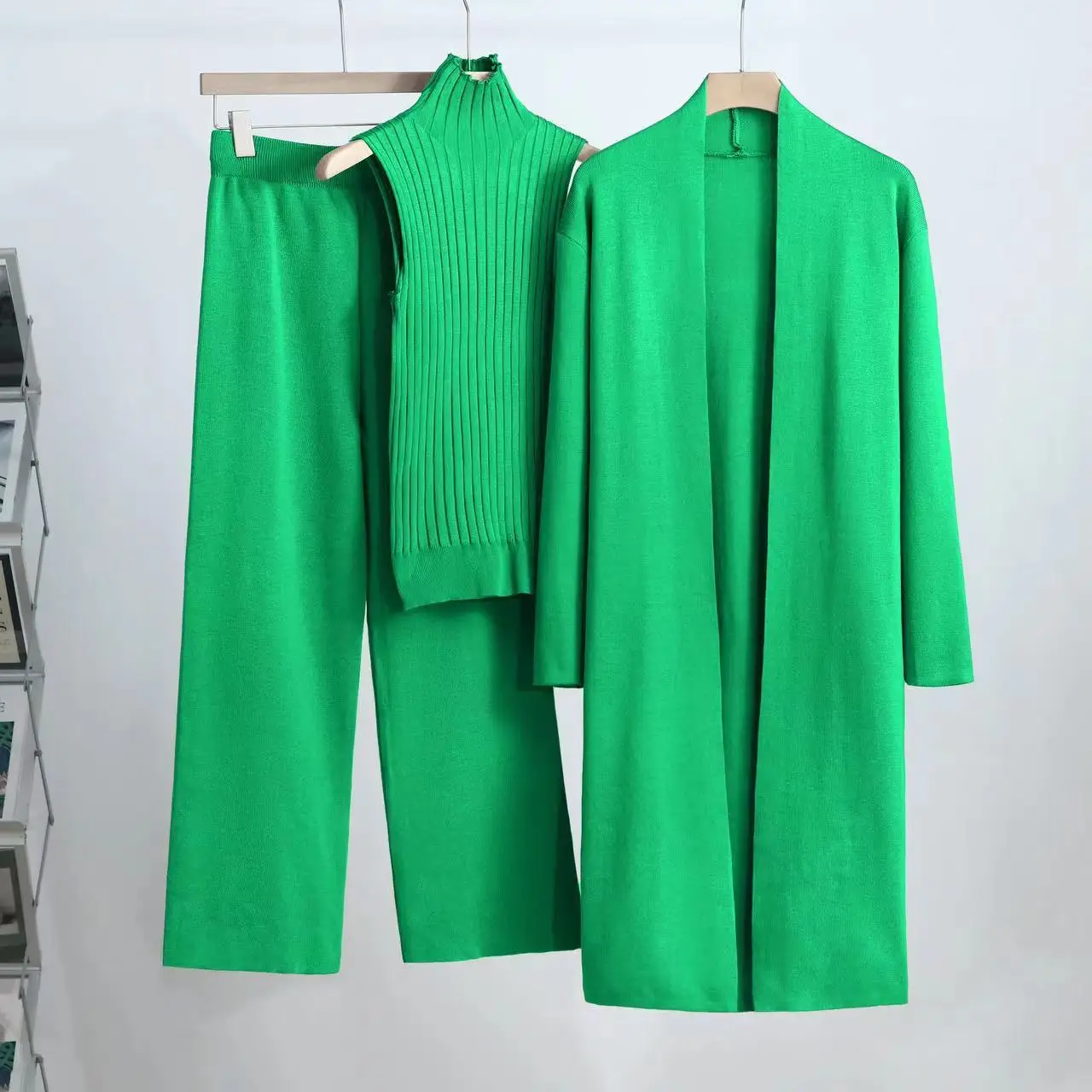 2024 Autumn Winter 3 Piece Set Women Knitted Solid Sweater Suit Vintage Cardigan Tracksuits Knitted Pant Set Ladies Sweater Suit
2024 Autumn Winter 3 Piece Set Women Knitted Solid Sweater Suit Vintage Cardigan Tracksuits Knitted Pant Set Ladies Sweater Suit