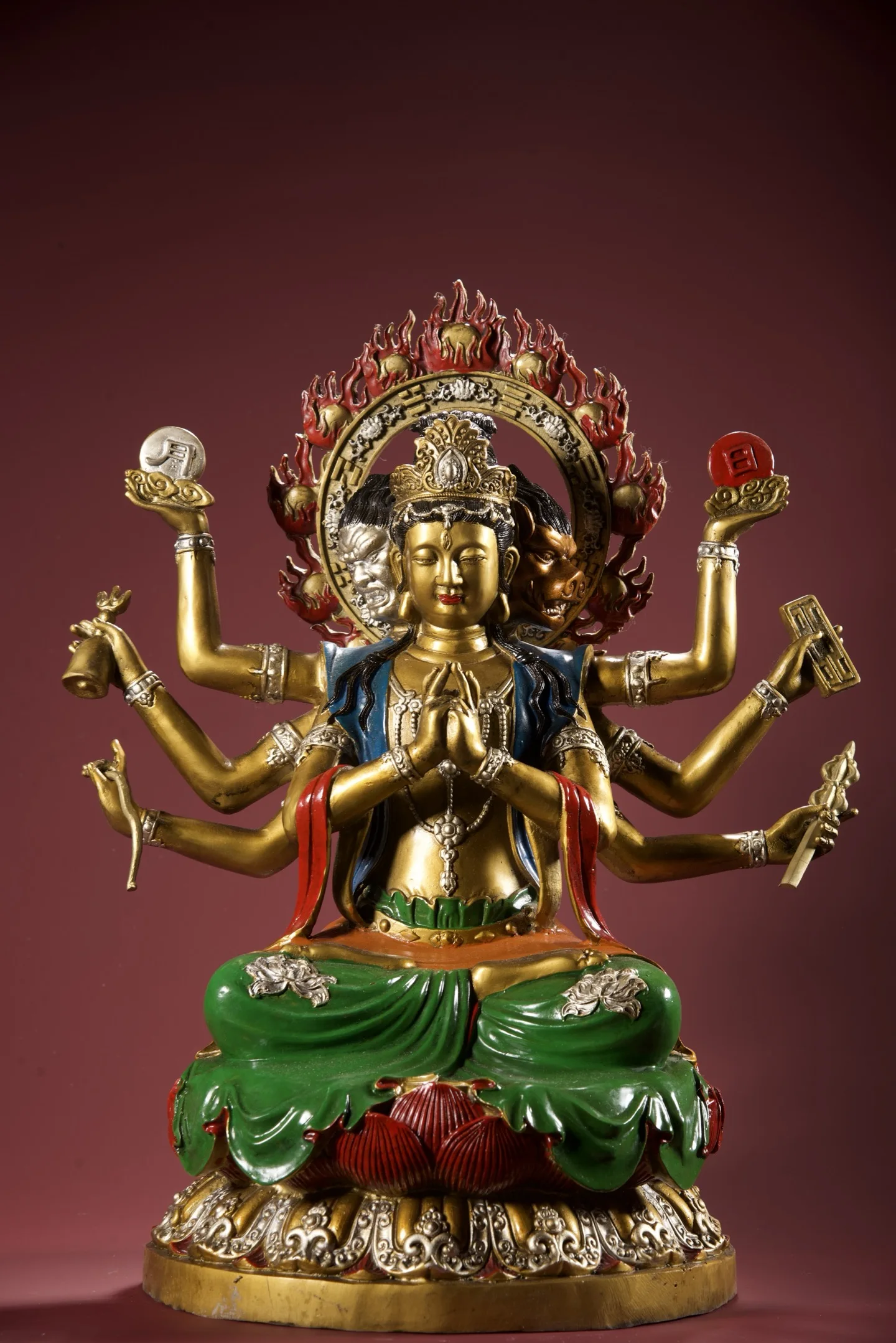 19"Old Bronze Gilded Silver Painted Doumu Yuanjun Cundhi bodhisattva Sitting Buddha Lotus Terrace Worship Hall Town house
19"Old Bronze Gilded Silver Painted Doumu Yuanjun Cundhi bodhisattva Sitting Buddha Lotus Terrace Worship Hall Town house