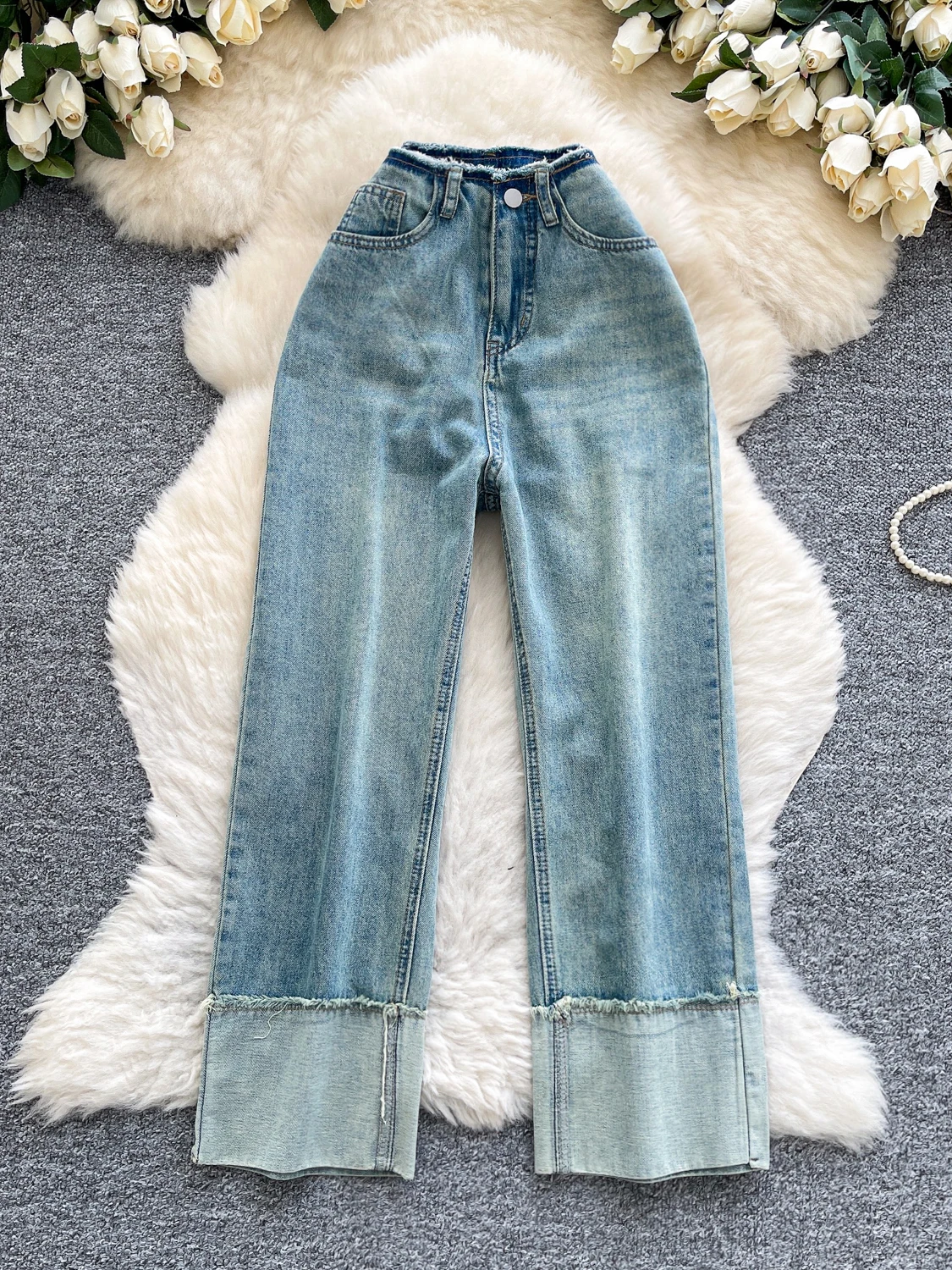 Retro Fashion Distressed Denim High Waist Women's Pants Splicing Slim Fit Nine Points Autumn New Style Small Size Jeans
Retro Fashion Distressed Denim High Waist Women's Pants Splicing Slim Fit Nine Points Autumn New Style Small Size Jeans