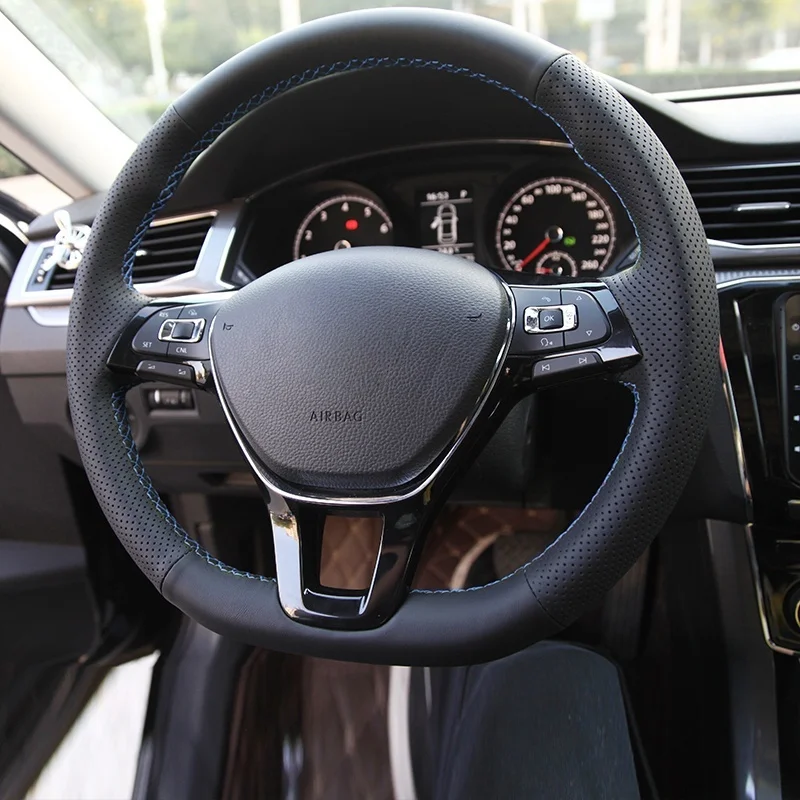 Suitable for hand-stitched steering wheel covers of Volkswagen Tiguan, Magotan, Sagitar, Bora and Golf. Handmade
Suitable for hand-stitched steering wheel covers of Volkswagen Tiguan, Magotan, Sagitar, Bora and Golf. Handmade