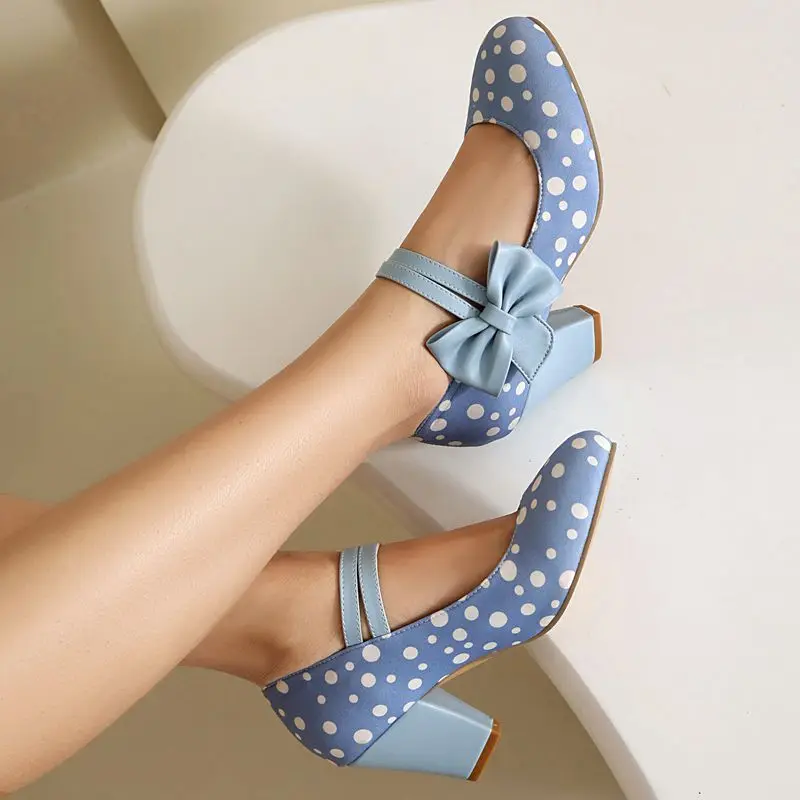 ORCHALISA Sweet Mary Janes Туфли-лодочки для женщин с круглым носком и блочным каблуком 6,5 см с бантом и ремешком, большой размер 46 47 48, смешанные женские туфли для свиданий
ORCHALISA Sweet Mary Janes Туфли-лодочки для женщин с круглым носком и блочным каблуком 6,5 см с бантом и ремешком, большой размер 46 47 48, смешанные женские туфли для свиданий
