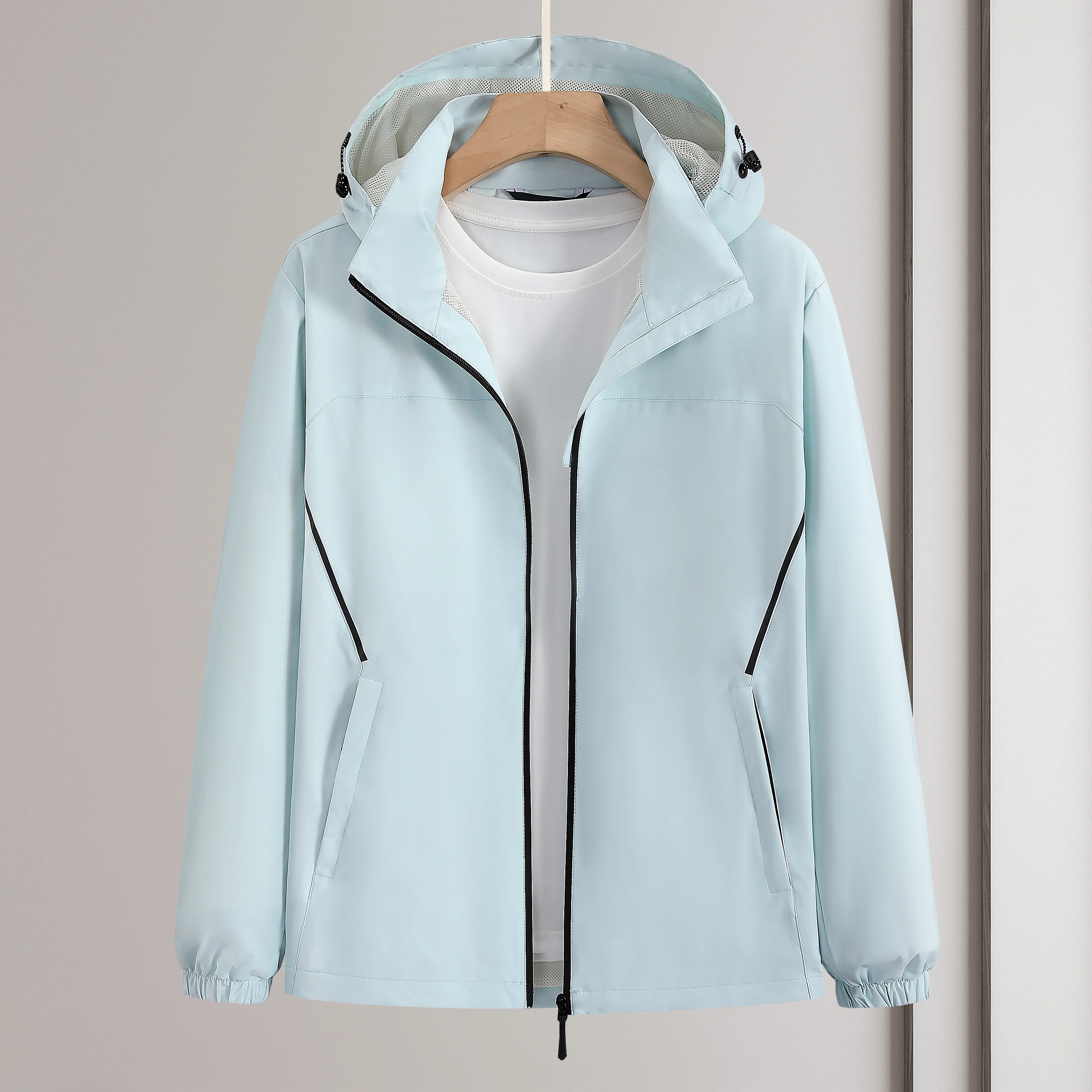 Мужские и женские уличные куртки, весенне-осенние легкие ветрозащитные водонепроницаемые брендовые пальто с длинными рукавами для пешего туризма и кемпинга
Мужские и женские уличные куртки, весенне-осенние легкие ветрозащитные водонепроницаемые брендовые пальто с длинными рукавами для пешего туризма и кемпинга