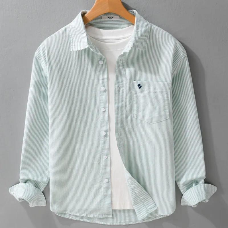 2025 Новая весенне-осенняя японская полосатая рубашка с длинным рукавом, модная повседневная свободная свежая простая модная универсальная рубашка-пальто 
2025 Новая весенне-осенняя японская полосатая рубашка с длинным рукавом, модная повседневная свободная свежая простая модная универсальная рубашка-пальто