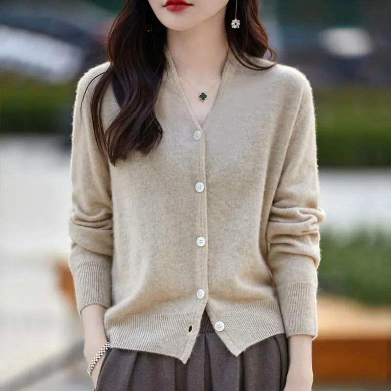 Women 100% Merino Wool Sweater V-Neck Solid Color Cardigan Autumn Winter Long Sleeve Coat Lady Cashmere Knitwear Clothing Tops
Women 100% Merino Wool Sweater V-Neck Solid Color Cardigan Autumn Winter Long Sleeve Coat Lady Cashmere Knitwear Clothing Tops