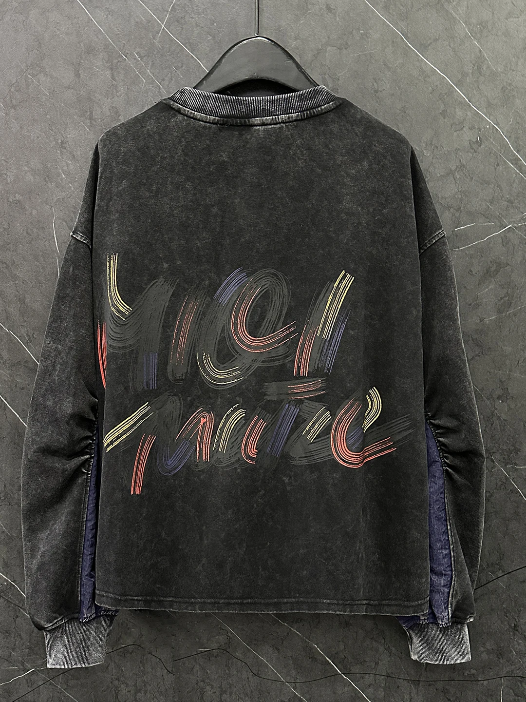 2025 New Autumn Long Sleeve Women Sweatshirt Patch Mickey Embroidery O-neck Pullover Top Casual Students Loose Hoodies Black
2025 New Autumn Long Sleeve Women Sweatshirt Patch Mickey Embroidery O-neck Pullover Top Casual Students Loose Hoodies Black