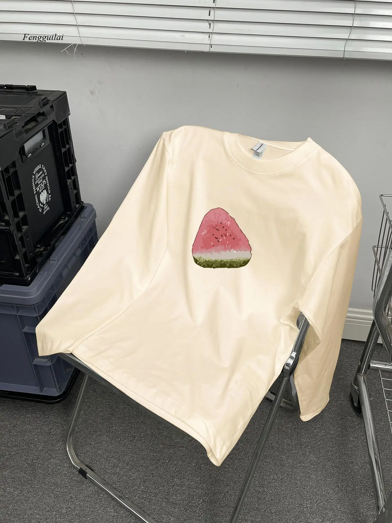 Футболка с длинным рукавом — мягкая повседневная рубашка с рисунком арбуза, повседневный осенне-зимний топ для вечеринок и повседневной одежды
Футболка с длинным рукавом — мягкая повседневная рубашка с рисунком арбуза, повседневный осенне-зимний топ для вечеринок и повседневной одежды