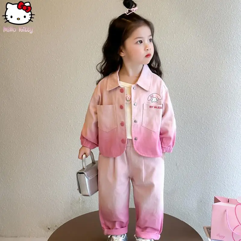 Комплекты курток с мелодиями в стиле аниме для детей Kawaii Sanrio, модное милое пальто, брюки, повседневная весенне-осенняя верхняя одежда с героями мультфильмов, одежда для девочек
Комплекты курток с мелодиями в стиле аниме для детей Kawaii Sanrio, модное милое пальто, брюки, повседневная весенне-осенняя верхняя одежда с героями мультфильмов, одежда для девочек