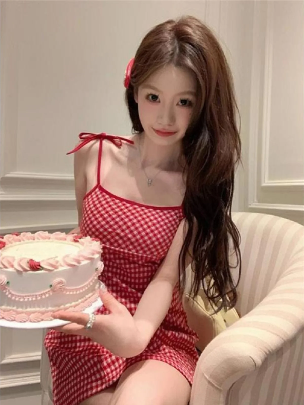 Sweet Holiday Style Strapless Dress Women's Summer Versatile Slimming Design Red Plaid Backless A-Line Skirt Korean Style Hig...
Sweet Holiday Style Strapless Dress Women's Summer Versatile Slimming Design Red Plaid Backless A-Line Skirt Korean Style Hig...