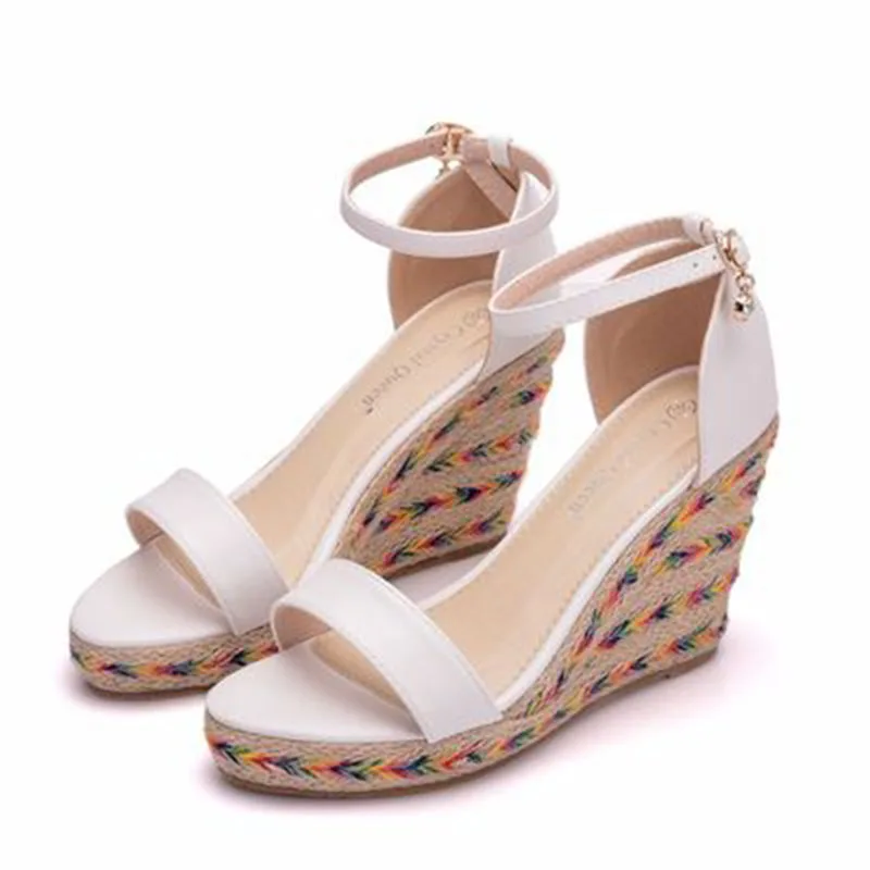 Women's fashion sandal fish mouth wedges with large size buckled sandal waterproof platform breathable
Women's fashion sandal fish mouth wedges with large size buckled sandal waterproof platform breathable