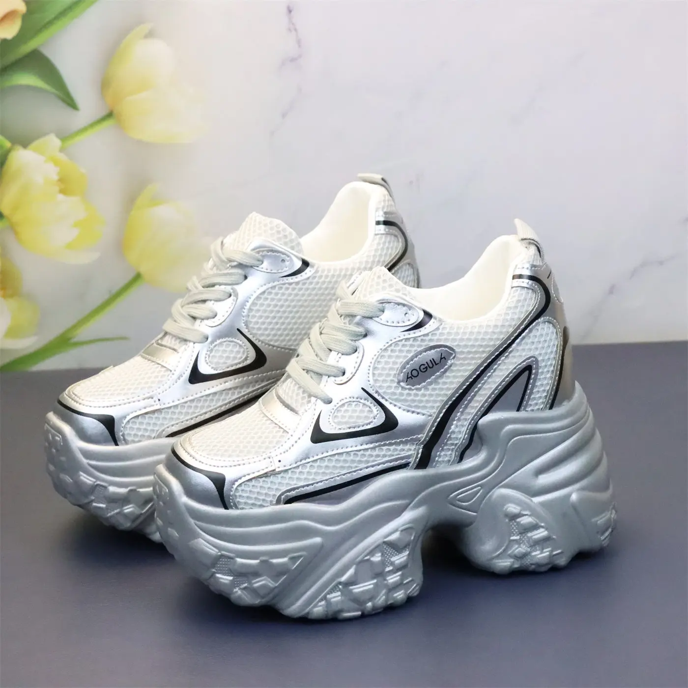 12CM Hidden Heel Women Spring Autumn New Breathable Casual Sneakers Thick Platform Dad Shoes Flatform Footwear
12CM Hidden Heel Women Spring Autumn New Breathable Casual Sneakers Thick Platform Dad Shoes Flatform Footwear
