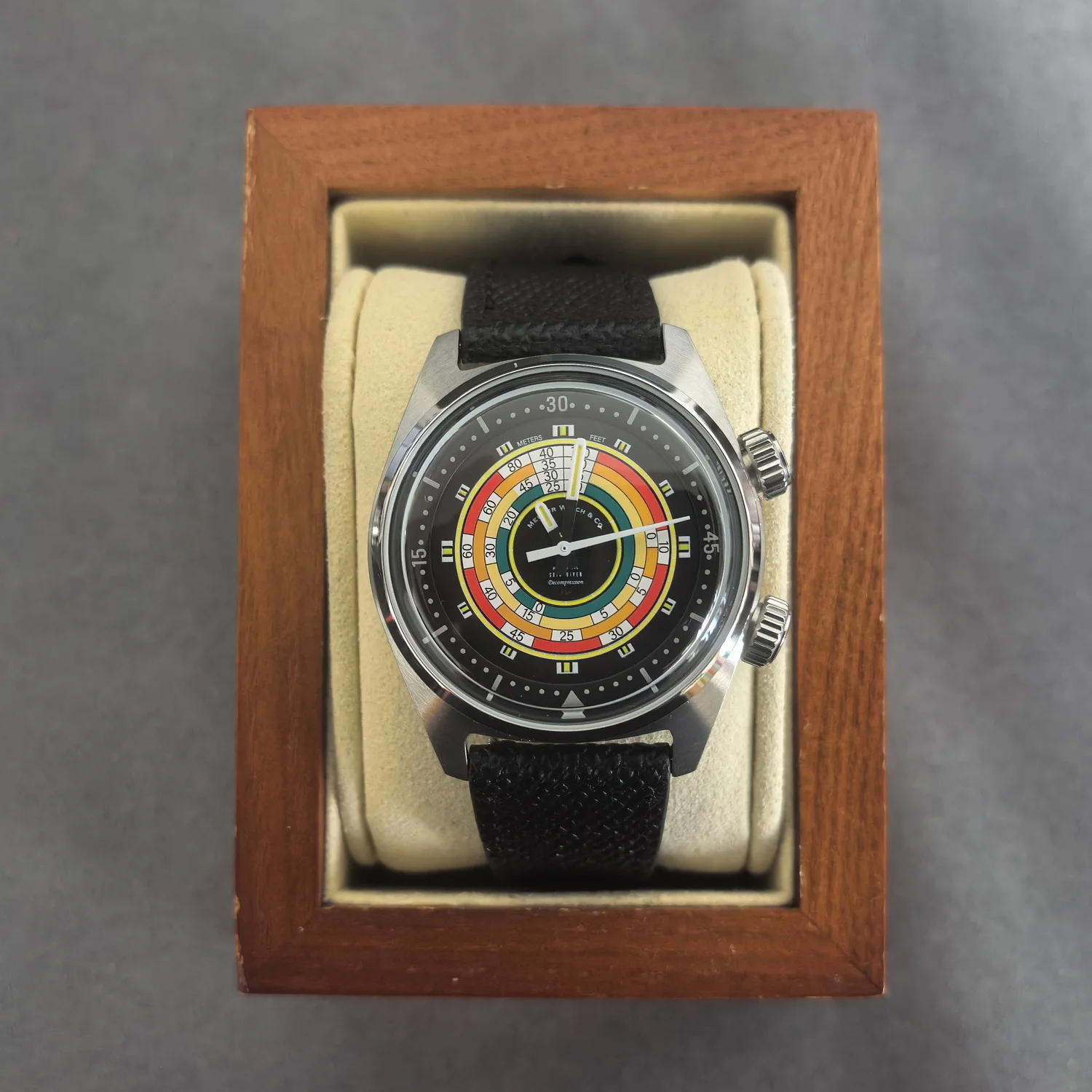 PIERRE PAULIN Мужские часы-пилот 38,5 мм Механические наручные часы с ручным заводом Классические 50 м Водонепроницаемые стекло KM
PIERRE PAULIN Мужские часы-пилот 38,5 мм Механические наручные часы с ручным заводом Классические 50 м Водонепроницаемые стекло KM