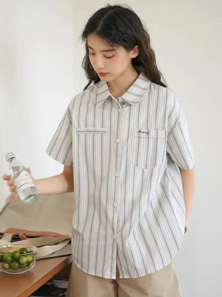 Zoki Preppy Style Striped Shirt Women Vintage Loose Short Sleeve Sweet Blouse Casual Retro Summer All Match Female Kawaii Tops
Zoki Preppy Style Striped Shirt Women Vintage Loose Short Sleeve Sweet Blouse Casual Retro Summer All Match Female Kawaii Tops