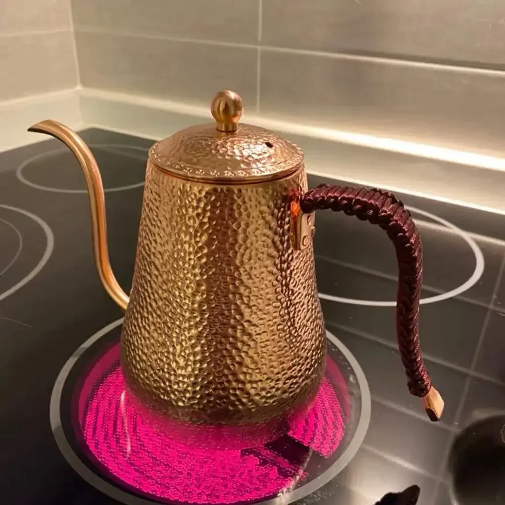 Кофейник из чистой меди с ручкой, чайник, посуда для напитков с узором молотка
Кофейник из чистой меди с ручкой, чайник, посуда для напитков с узором молотка
