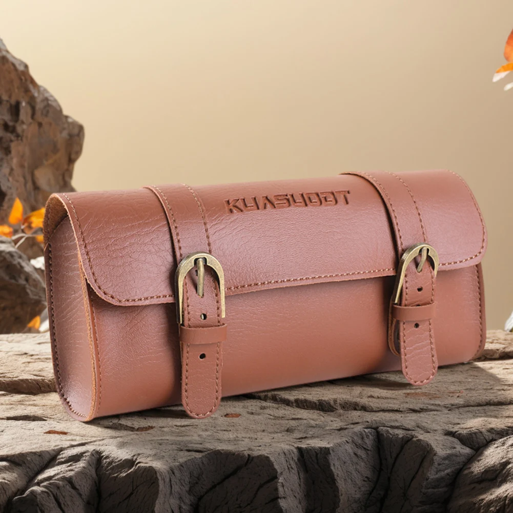 Bike Handlebar Tool Bag Leather Retro Bicycle Tail Bag Large Capacity Bicycle Front Fork Tail Tool Bag for Outdoot Cycling
Bike Handlebar Tool Bag Leather Retro Bicycle Tail Bag Large Capacity Bicycle Front Fork Tail Tool Bag for Outdoot Cycling