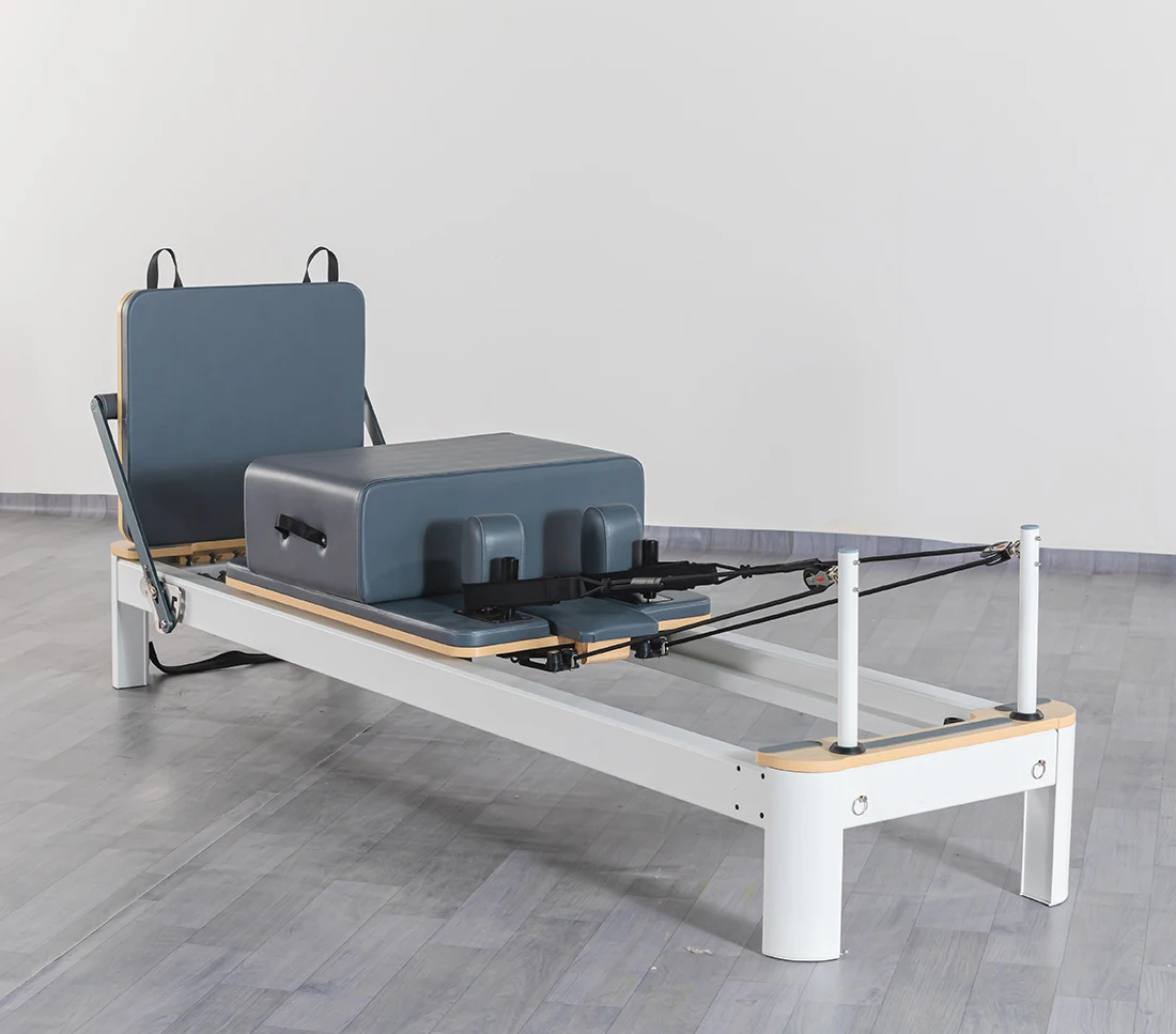 Hot Sale Full Track White Aluminum Reformer with Semi-Elevated Fitness Equipment Commercial Pilates Reformer Folding
Hot Sale Full Track White Aluminum Reformer with Semi-Elevated Fitness Equipment Commercial Pilates Reformer Folding