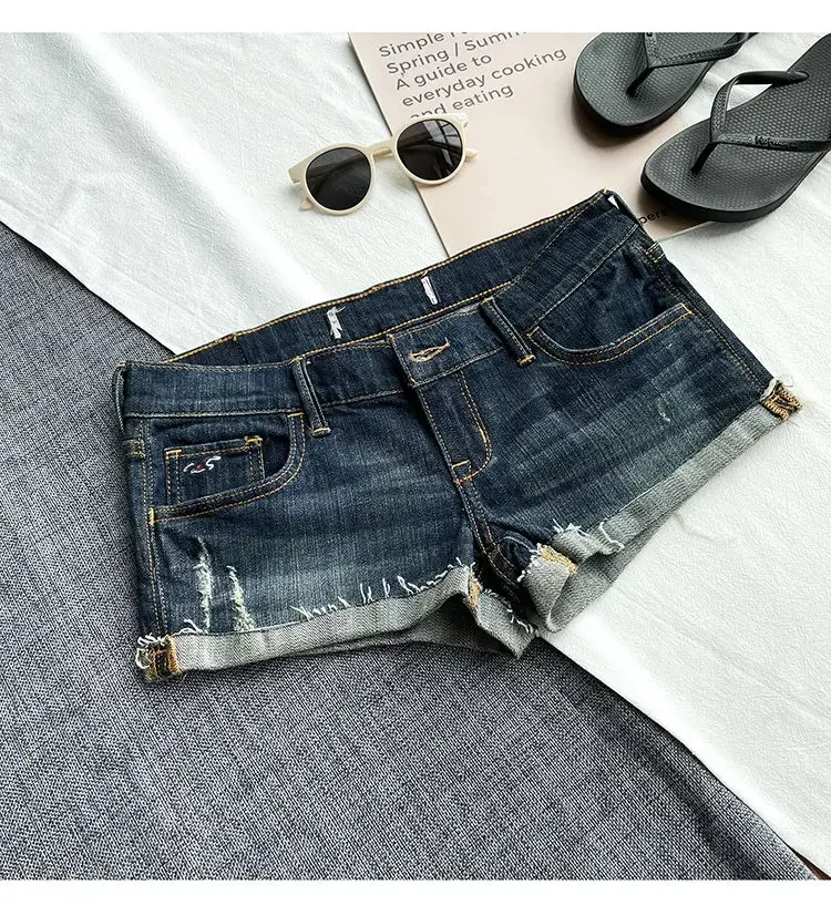 25 Summer Women's Denim Shorts Female Ultra-low Waist Navel Stretch Slim Sexy Curling Hot Pants Y2k Shorts
25 Summer Women's Denim Shorts Female Ultra-low Waist Navel Stretch Slim Sexy Curling Hot Pants Y2k Shorts