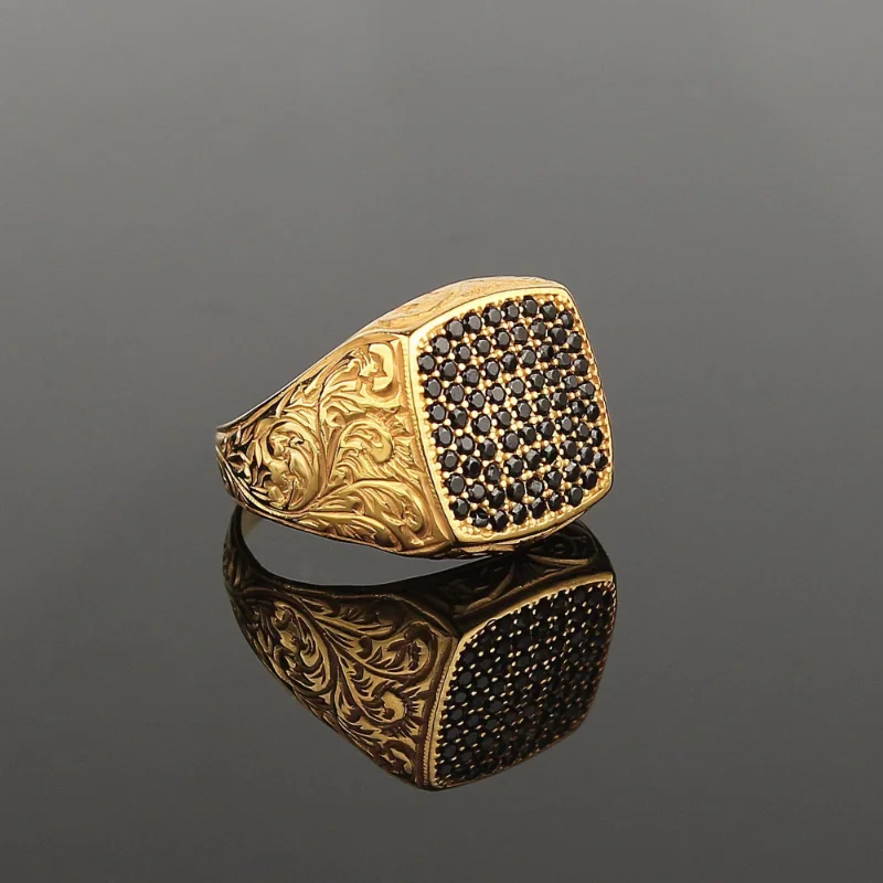 New European and American Retro Personality Full Diamond Pattern Square Geometric Men's Ring
New European and American Retro Personality Full Diamond Pattern Square Geometric Men's Ring