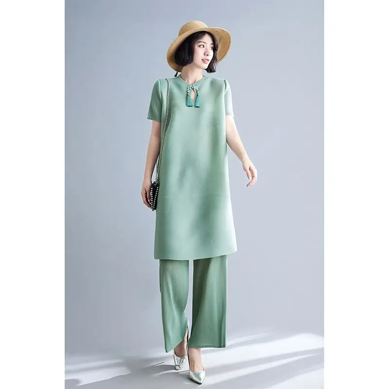 Pleated Sets Female 2023 New Summer Fashion Short Sleeve Two Piece Women Casual Summer Slim Solid Covering Pant Set Female
Pleated Sets Female 2023 New Summer Fashion Short Sleeve Two Piece Women Casual Summer Slim Solid Covering Pant Set Female