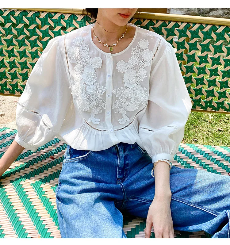 2025 Spring And Summer New French White Shirt Women Half Sleeve O-Neck Flower Embroidery Shirt Holiday Style Beach Bohemian Top
2025 Spring And Summer New French White Shirt Women Half Sleeve O-Neck Flower Embroidery Shirt Holiday Style Beach Bohemian Top