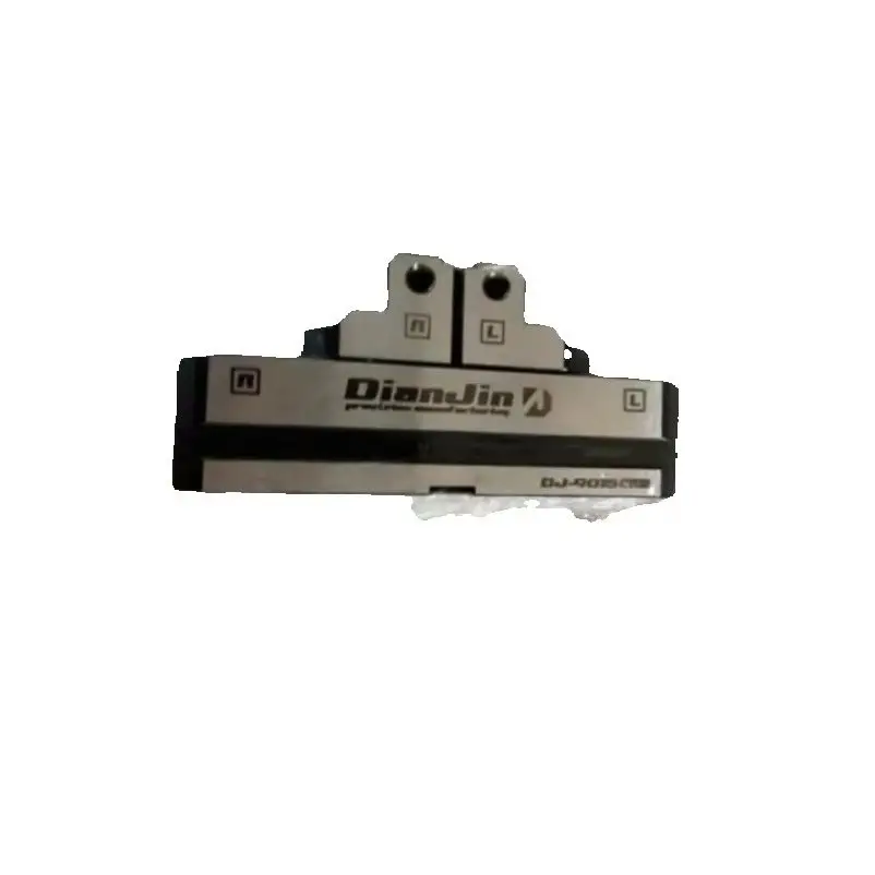 Four Five Axis Fixture Self Centering Pliers Self Centering Clamp 52HRC High Rigidity Self Centering Vise
Four Five Axis Fixture Self Centering Pliers Self Centering Clamp 52HRC High Rigidity Self Centering Vise