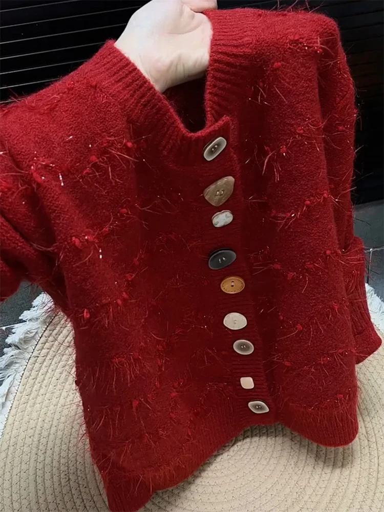 Корейский вязаный кардиган в стиле ретро Aosphere Sense, зимний, новый, больших размеров, модный, элегантный, стройнящий топ
Корейский вязаный кардиган в стиле ретро Aosphere Sense, зимний, новый, больших размеров, модный, элегантный, стройнящий топ